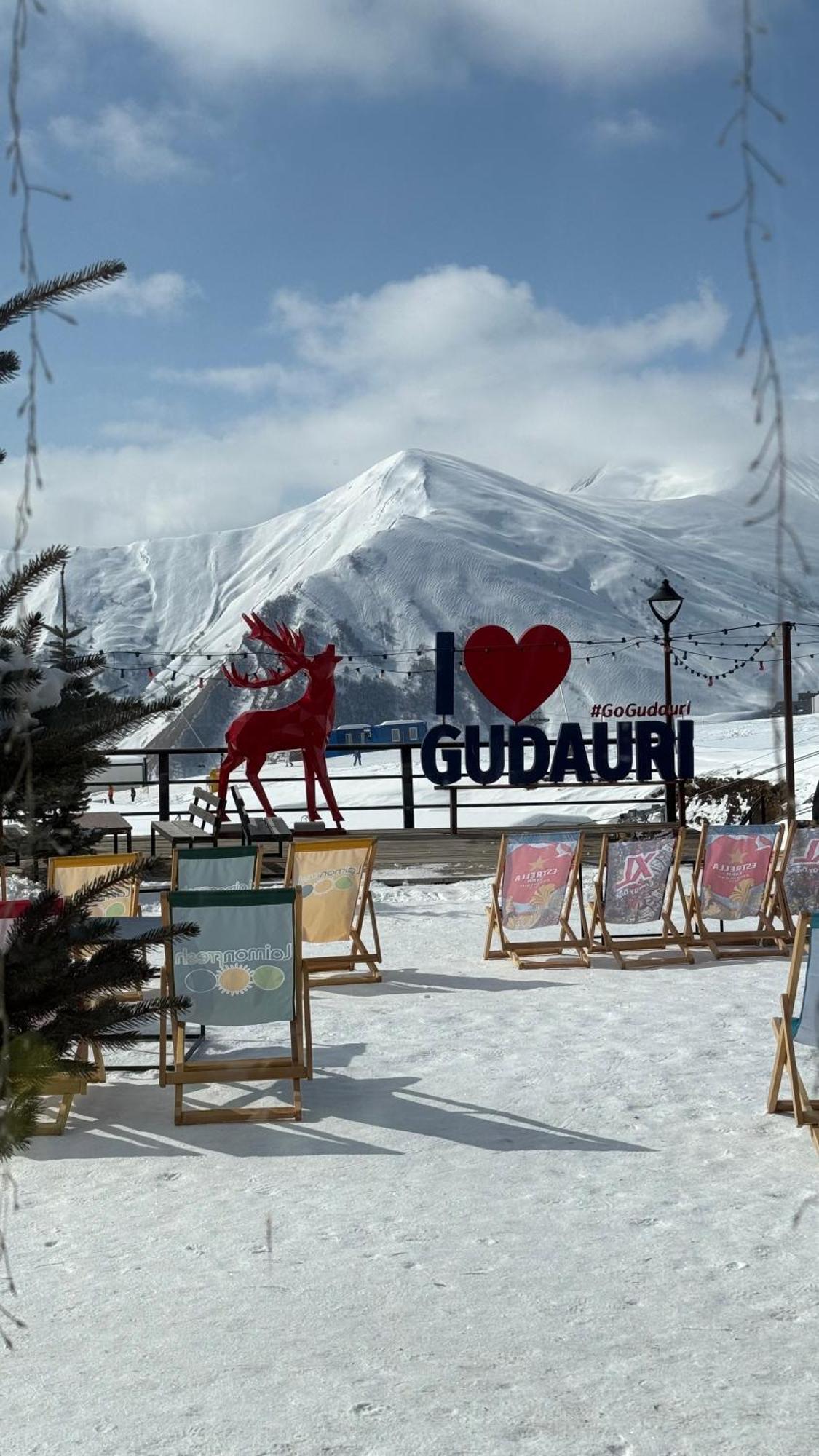 Gudauri Atrium Aparthotel Exterior photo